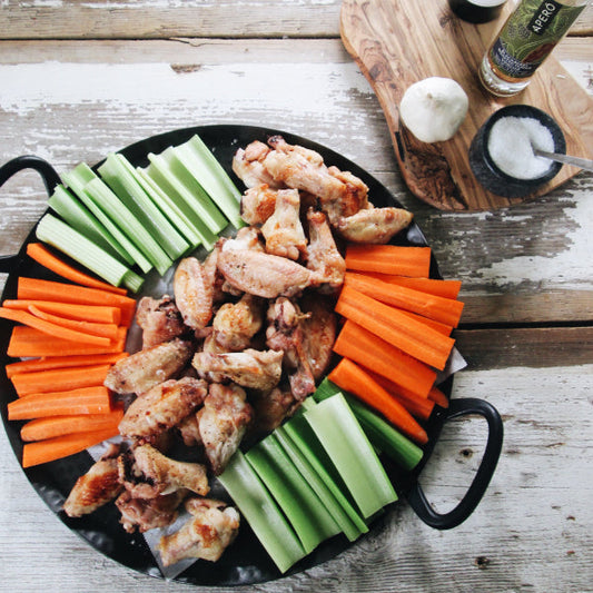 Aperö Blackberry Roasted Pepper Vinegar Chicken Wings